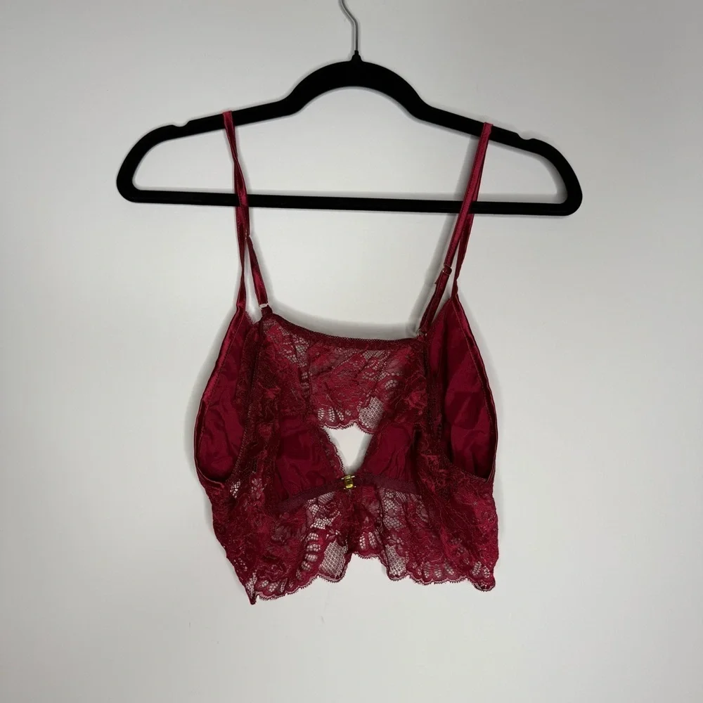 Red lace sleep set. Top and shorts nwot